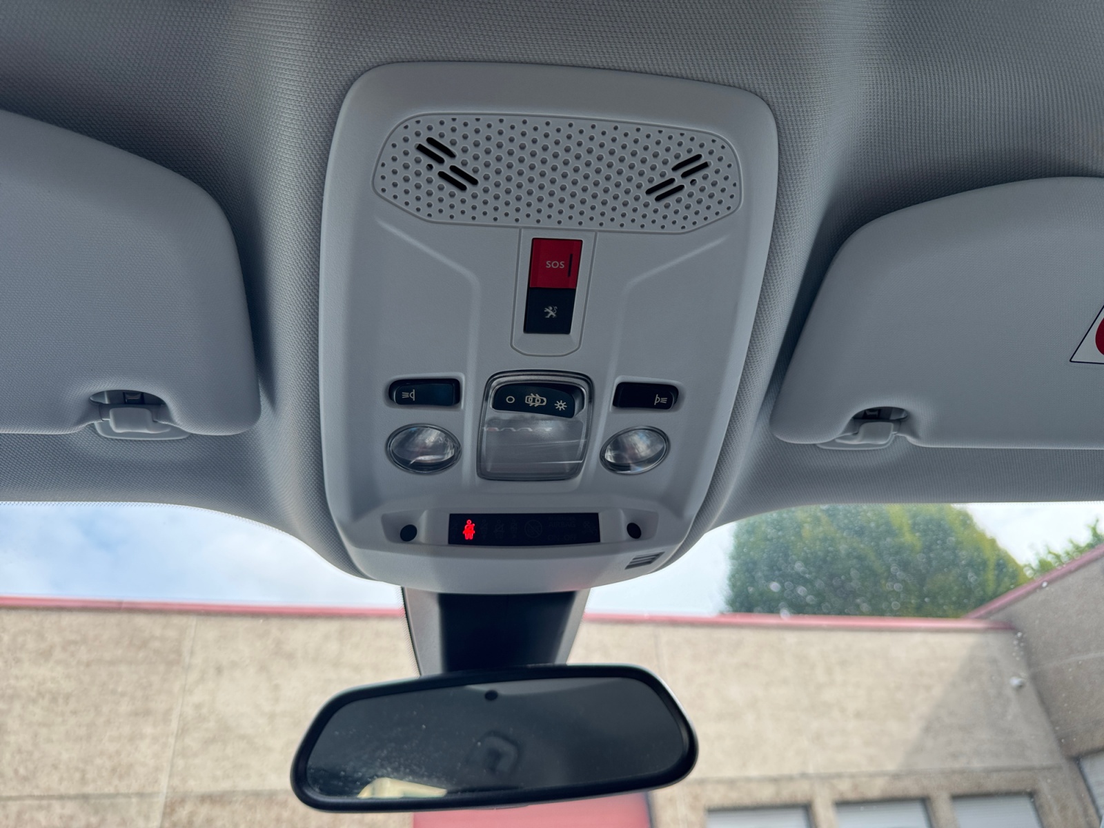 Peugeot 2008 31