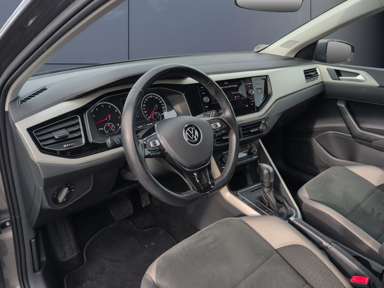Volkswagen Polo 8
