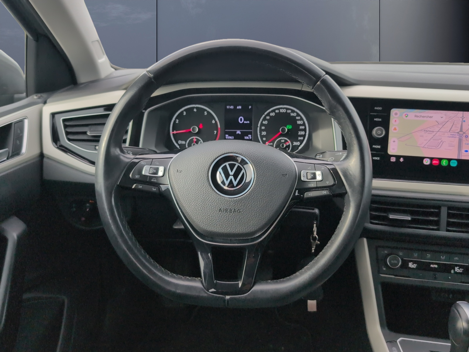 Volkswagen Polo 15