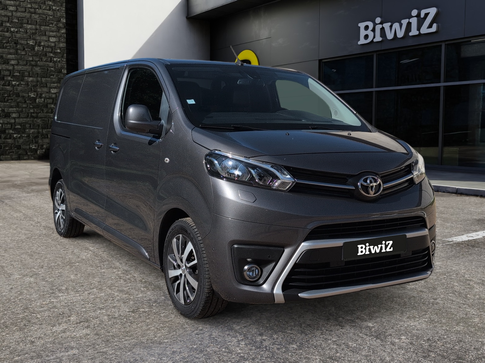 Toyota Pro Ace 6