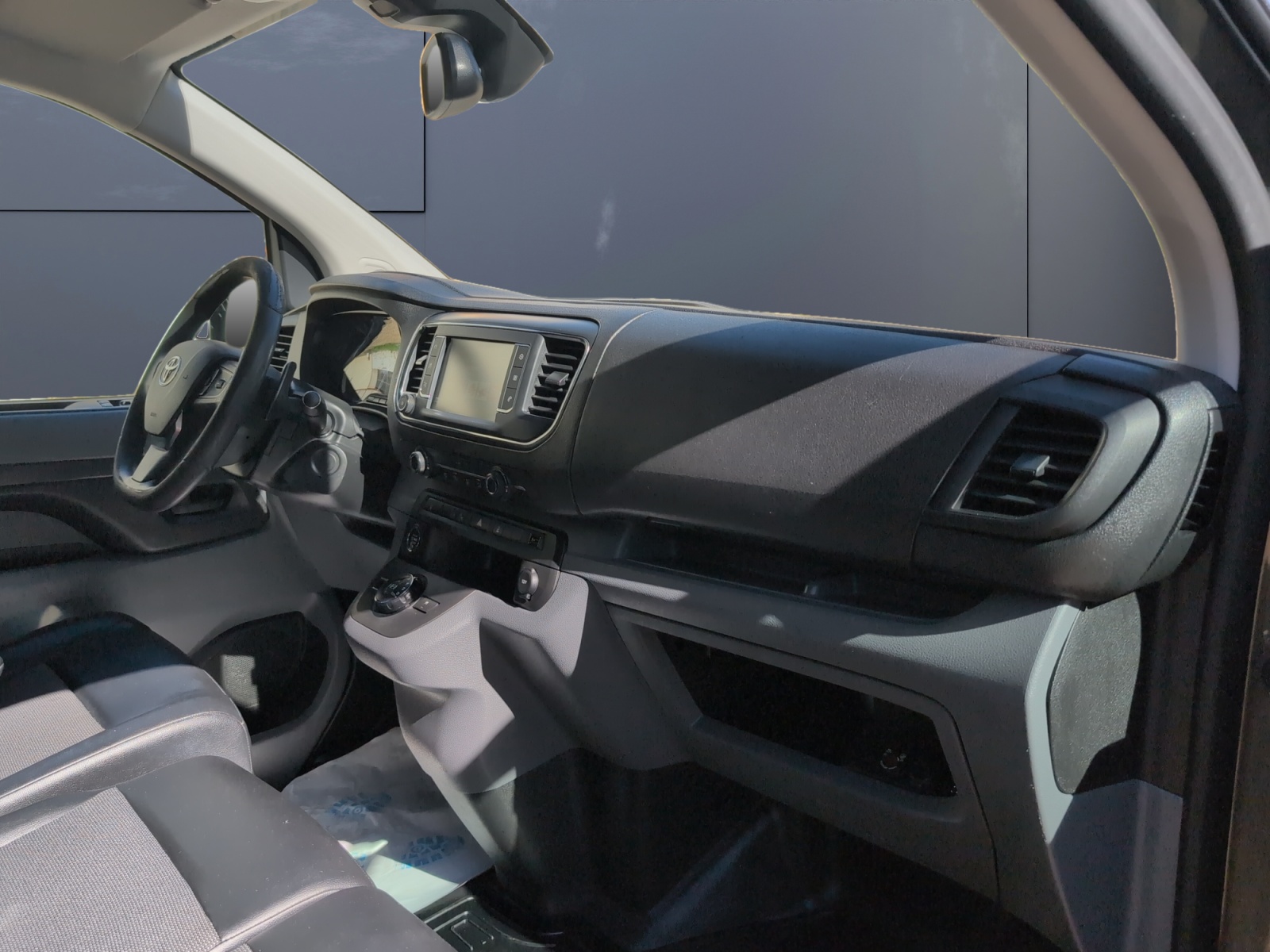 Toyota Pro Ace 12