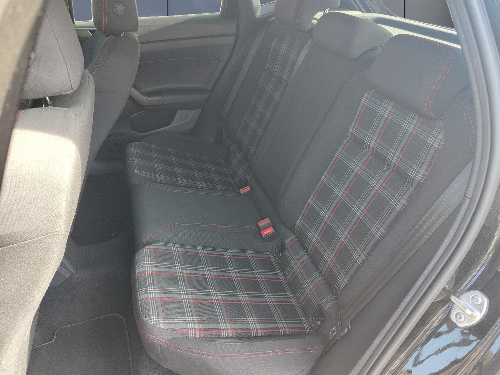 Volkswagen Polo 10