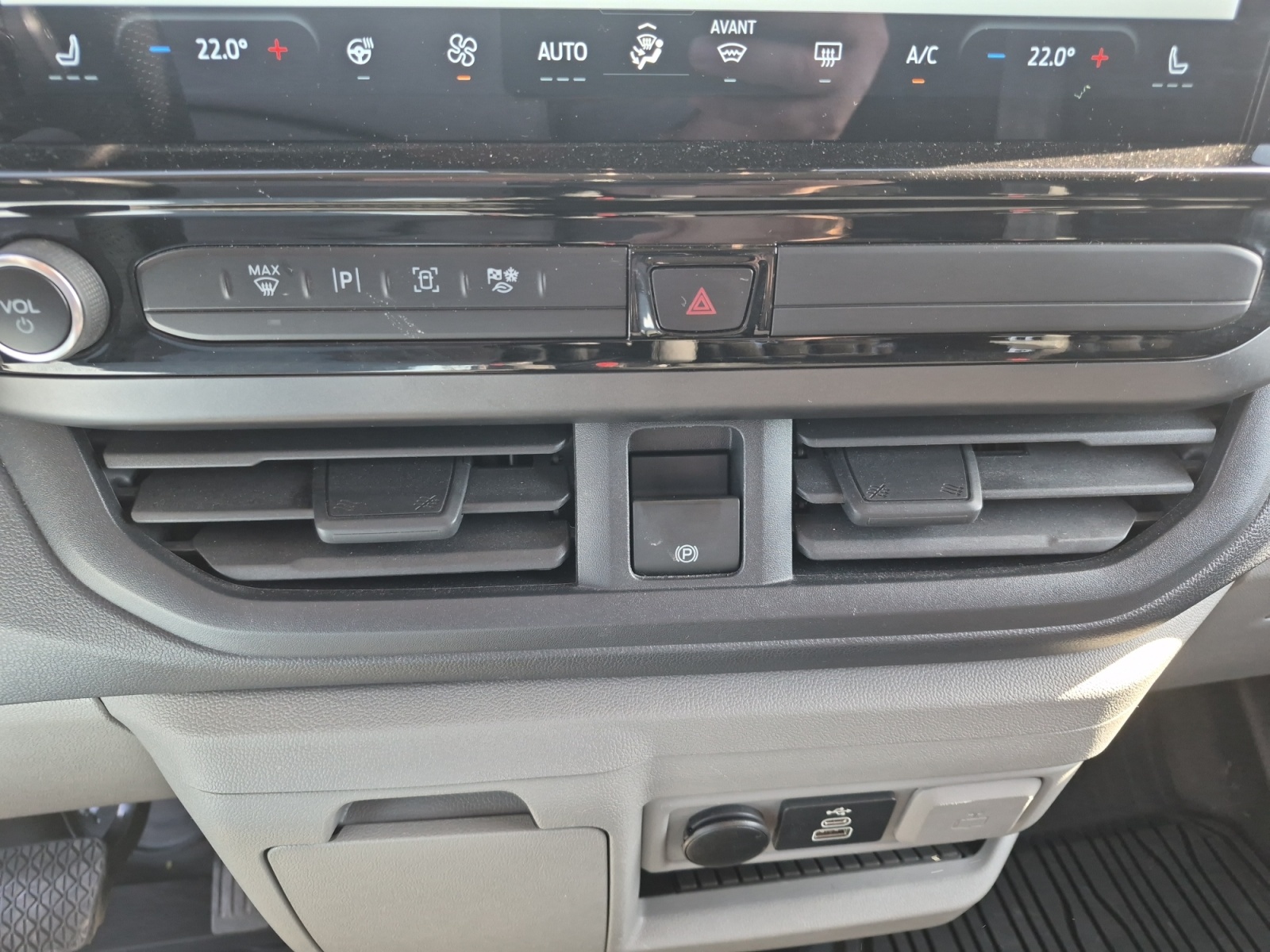 Ford Transit Custom Vu 24