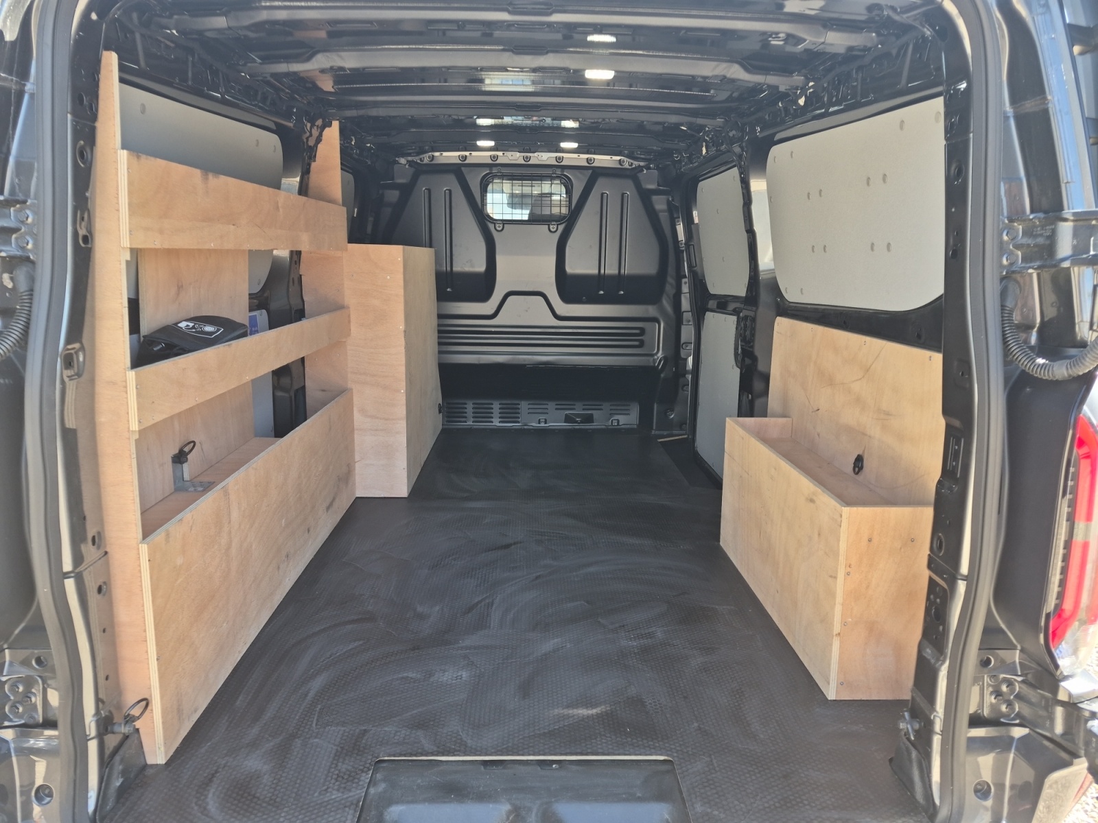 Ford Transit Custom Vu 28
