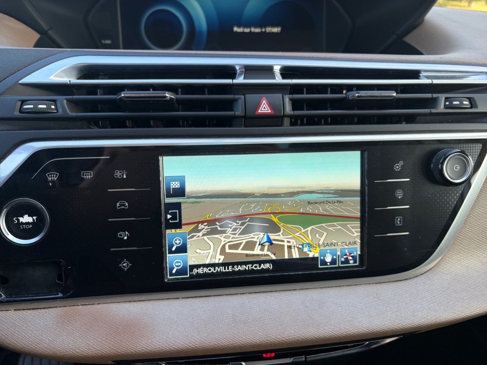 Citroen C4 Grand Picasso 22