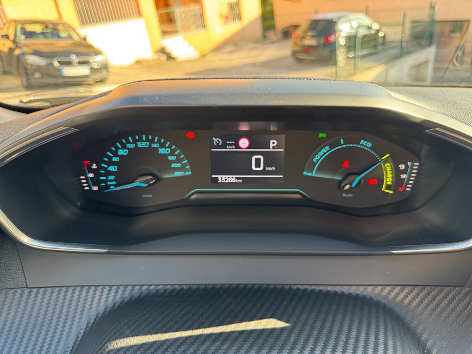 Peugeot 2008 16