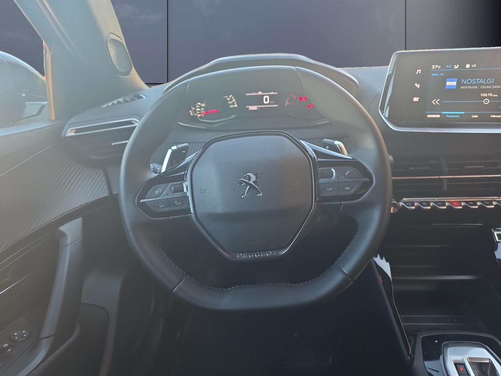 Peugeot 2008 15