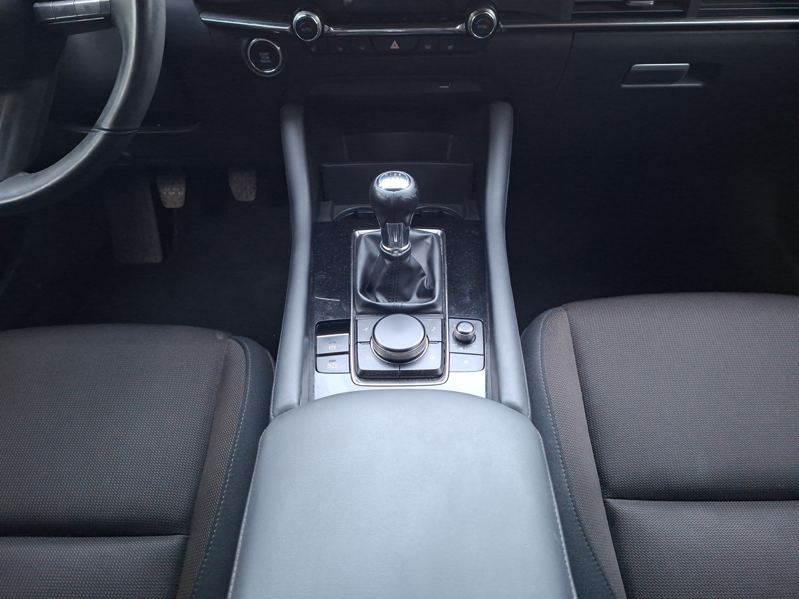 Mazda 3 23