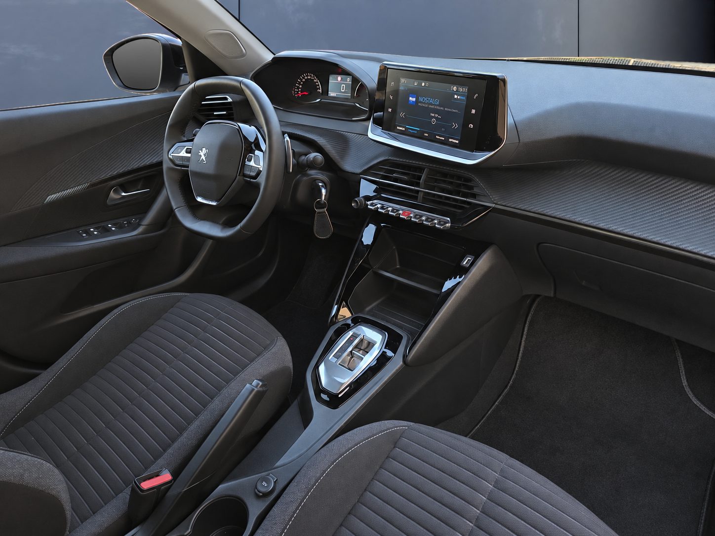 Peugeot 2008 12