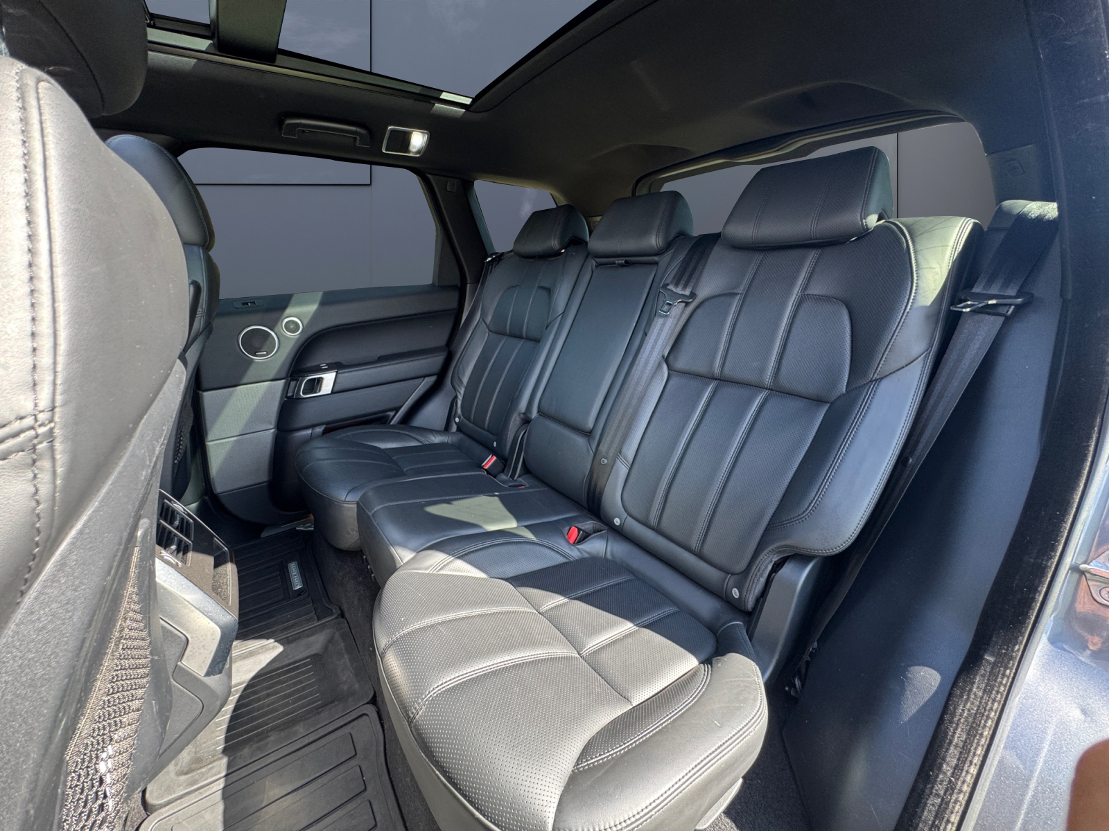 Land Rover Range Rover Sport 10