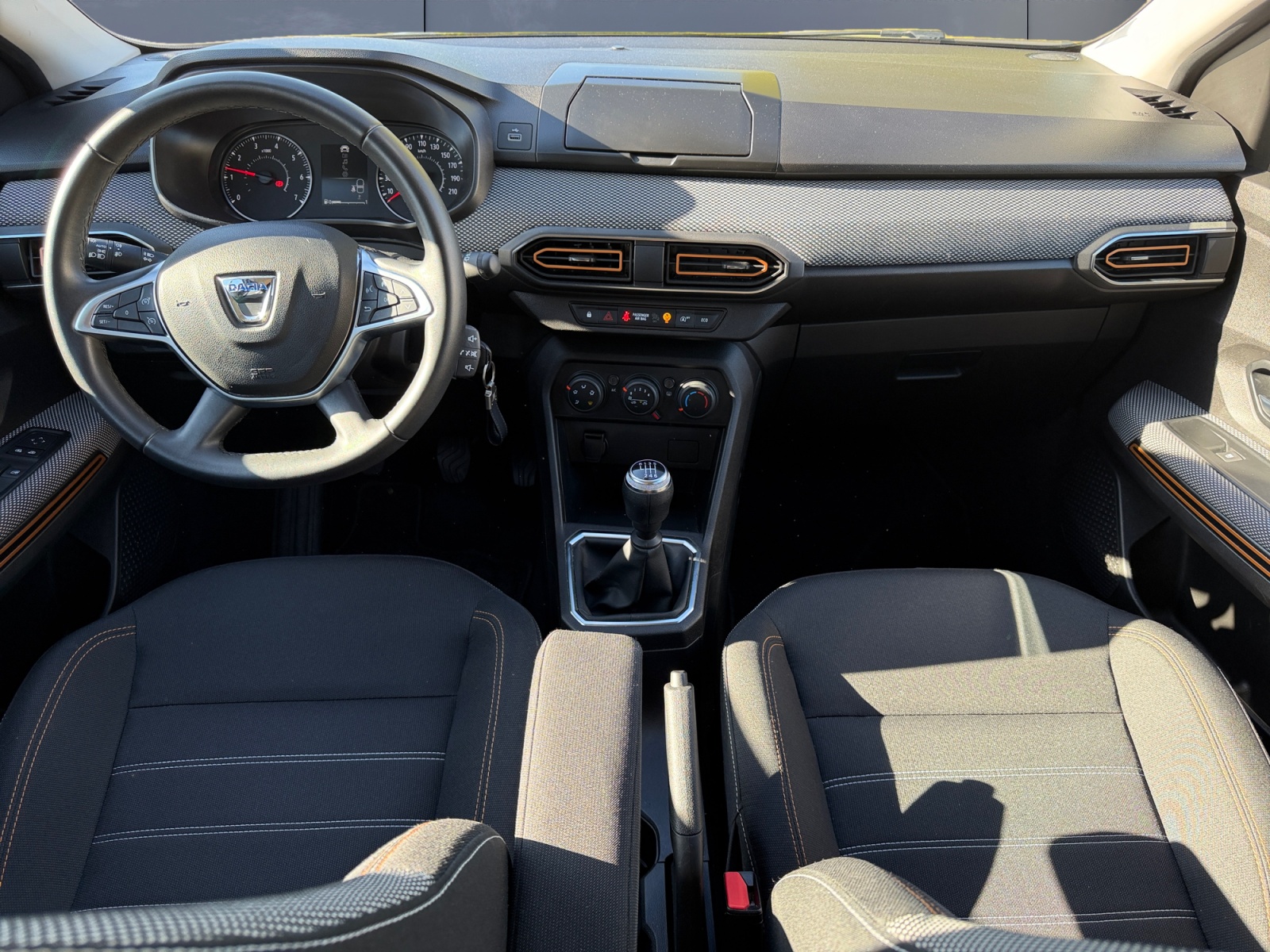Dacia Sandero 12