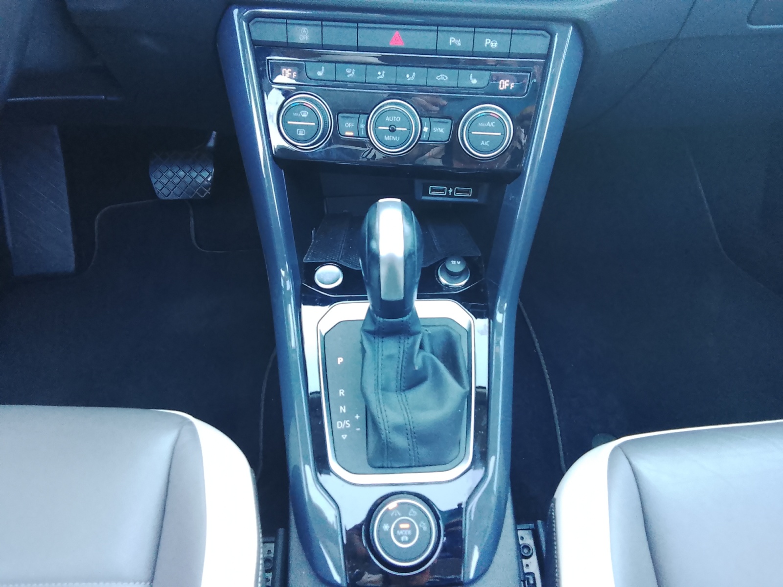 Volkswagen T-Roc 19
