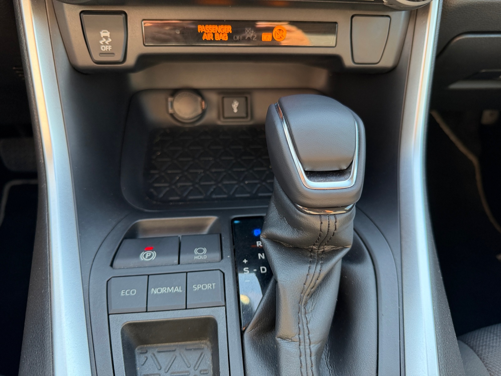 Toyota Rav-4 22