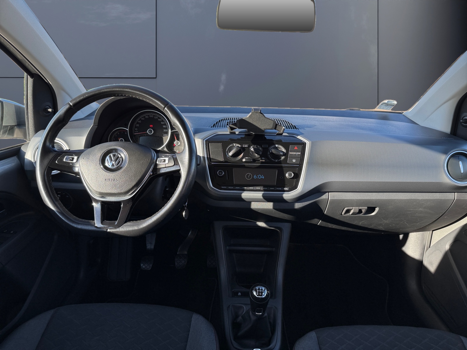 Volkswagen Up 14