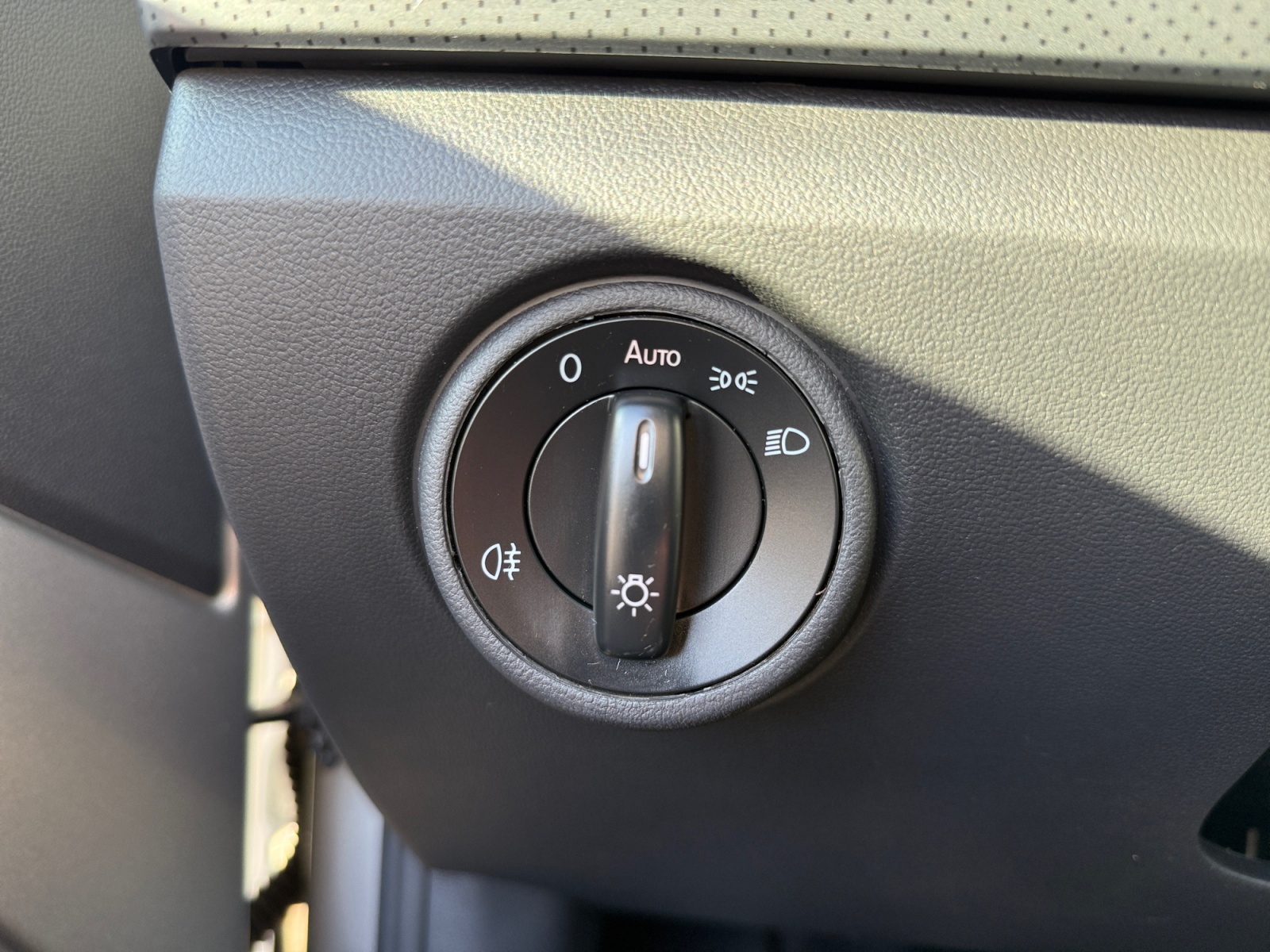 Volkswagen Up 18