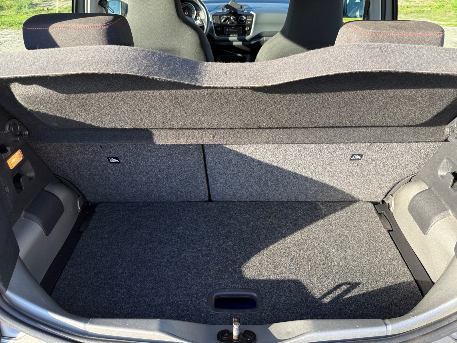Volkswagen Up 22