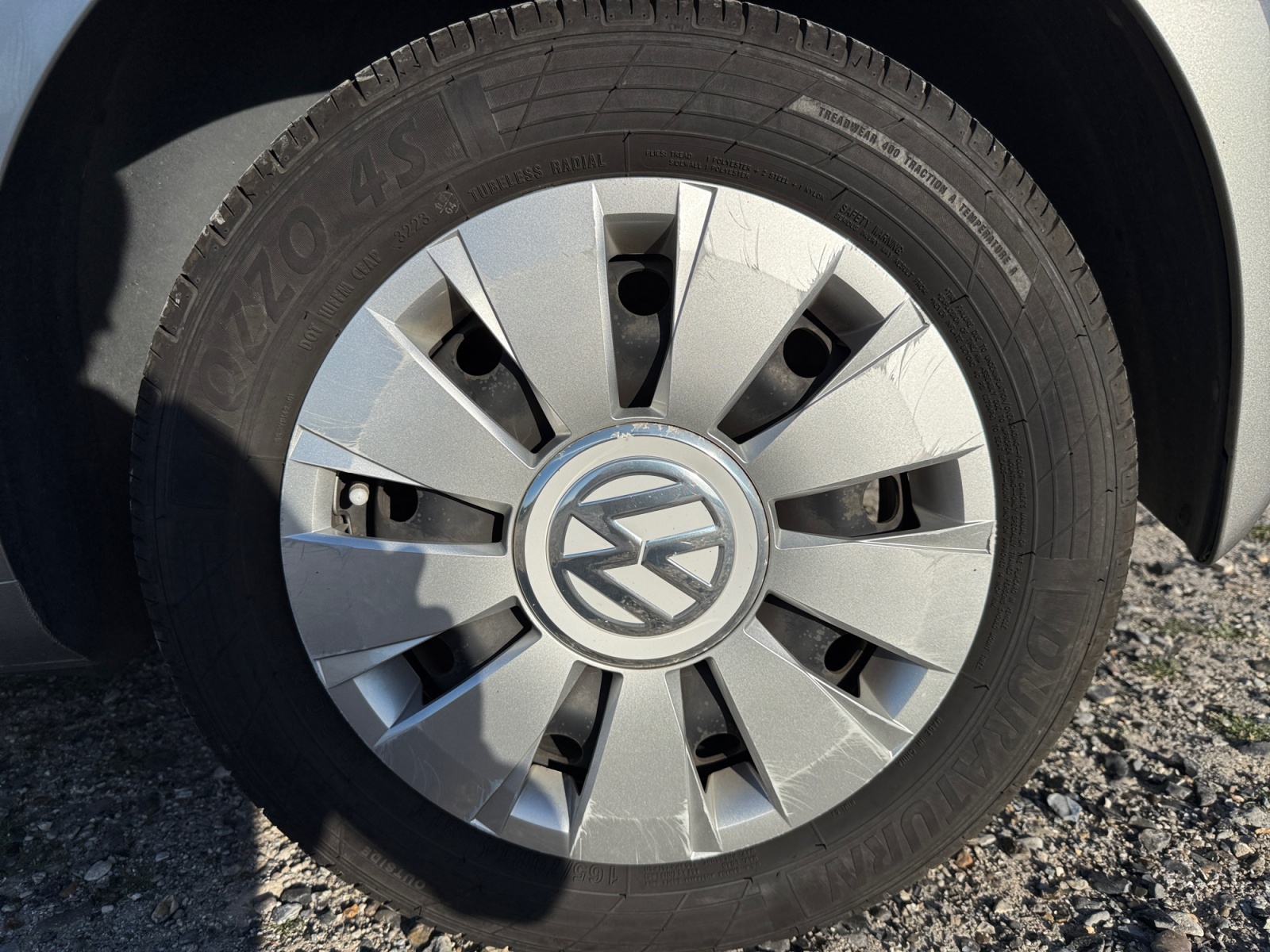 Volkswagen Up 23