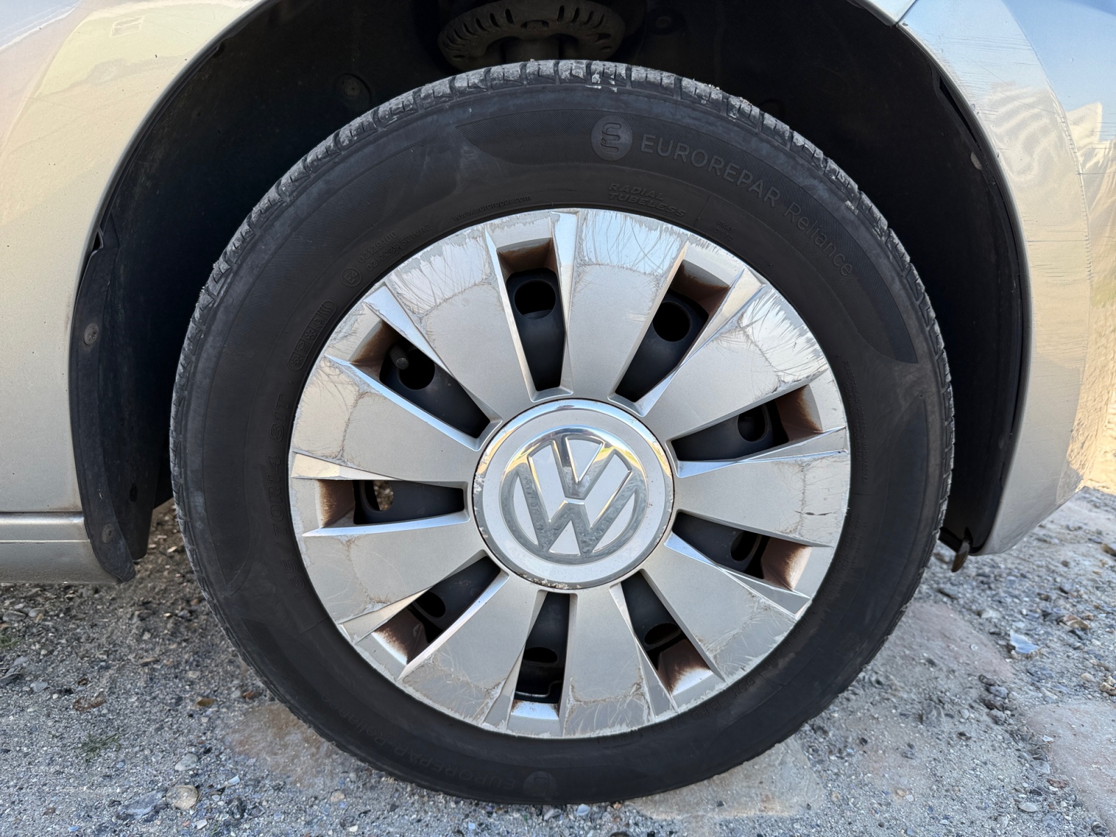 Volkswagen Up 25