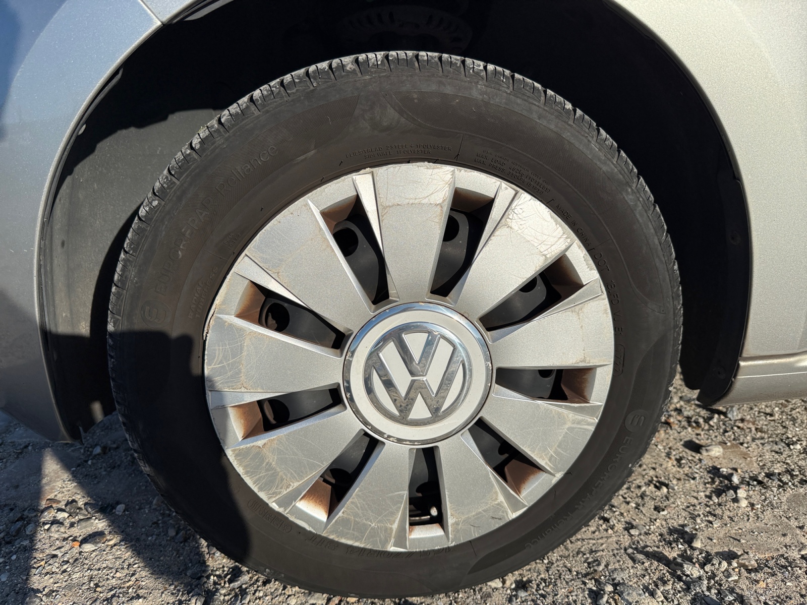 Volkswagen Up 26
