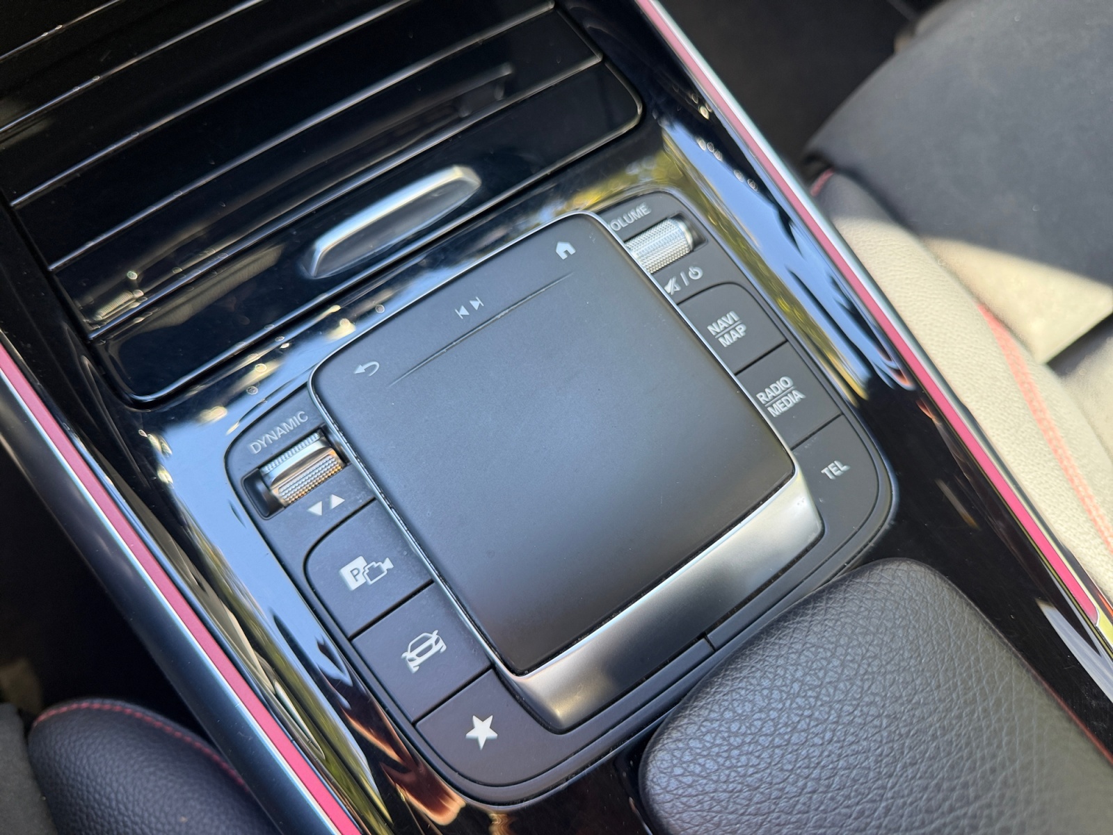 Mercedes-Benz Gla 21