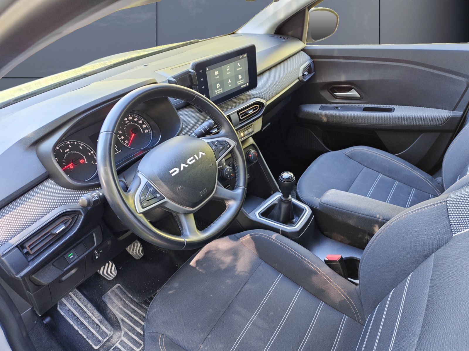 Dacia Sandero 8