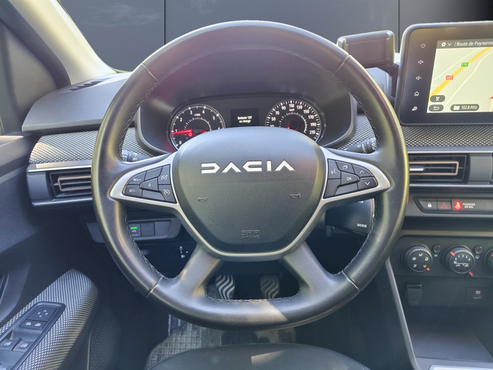 Dacia Sandero 15