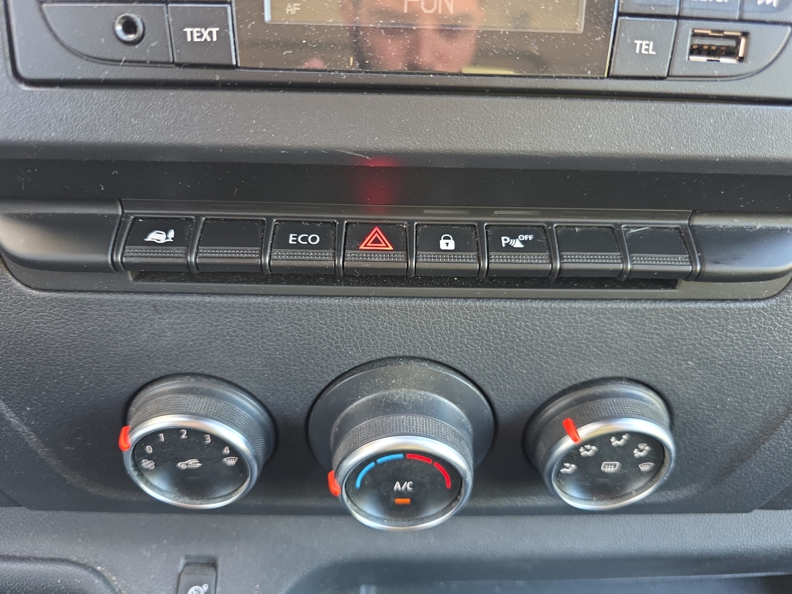 Nissan Interstar Vu 18