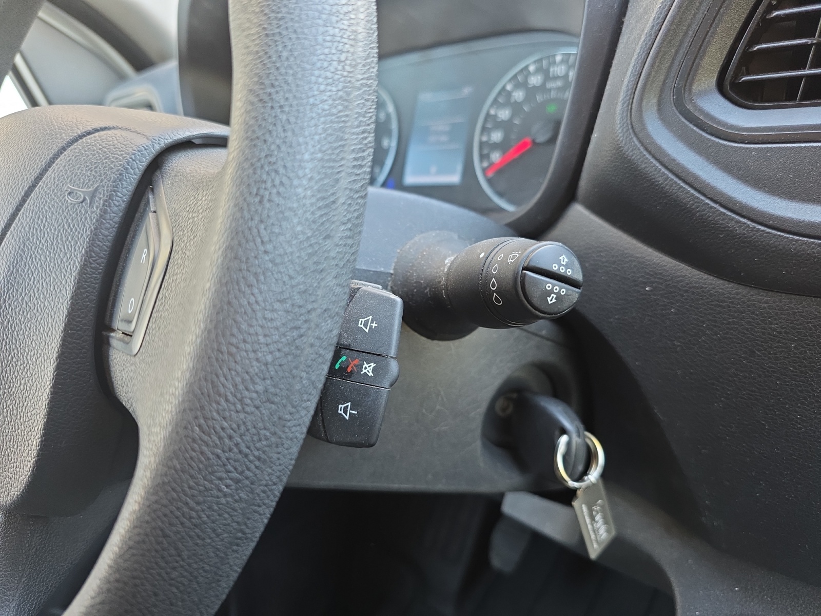 Nissan Interstar Vu 22