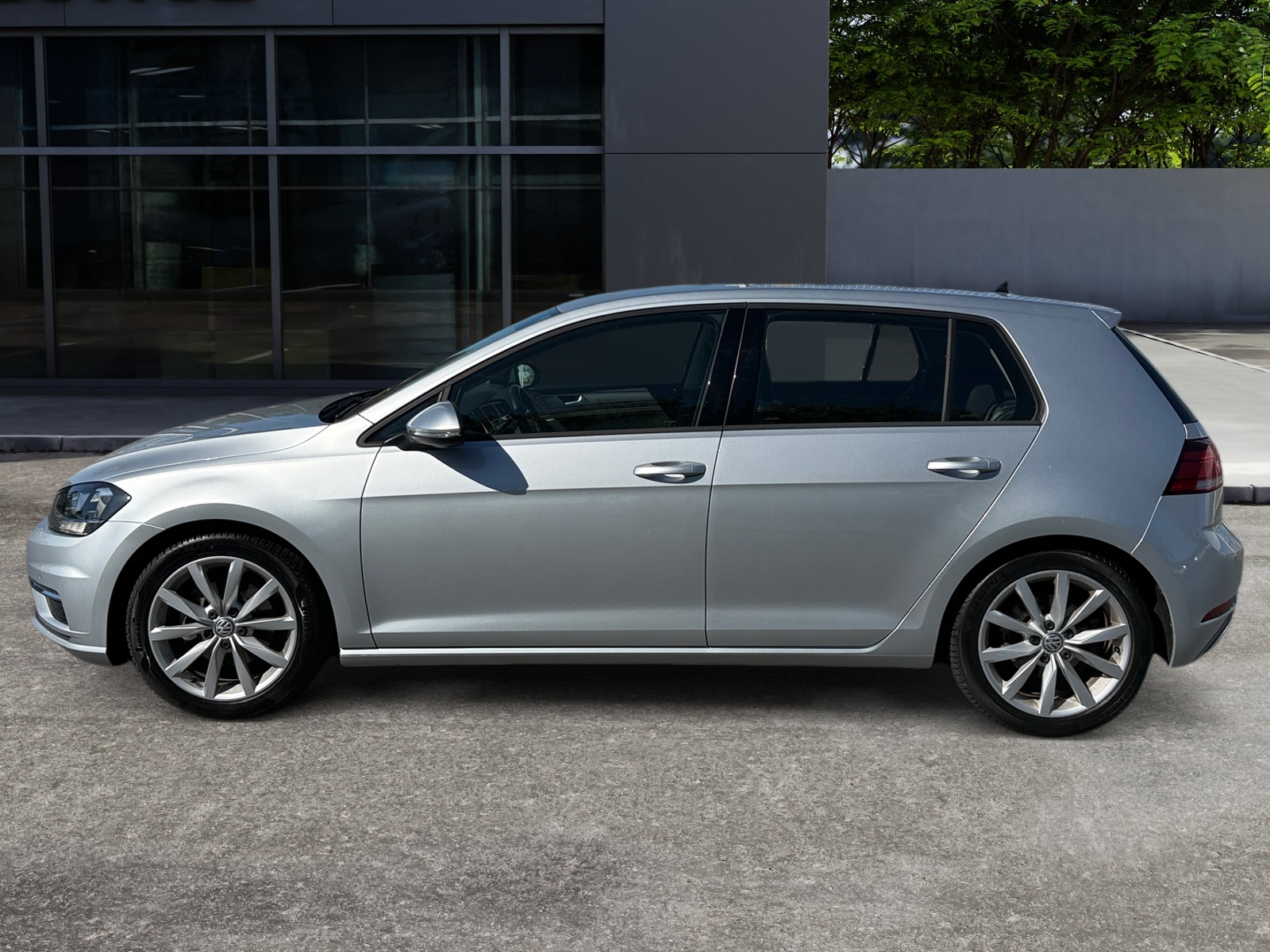 Volkswagen Golf 1