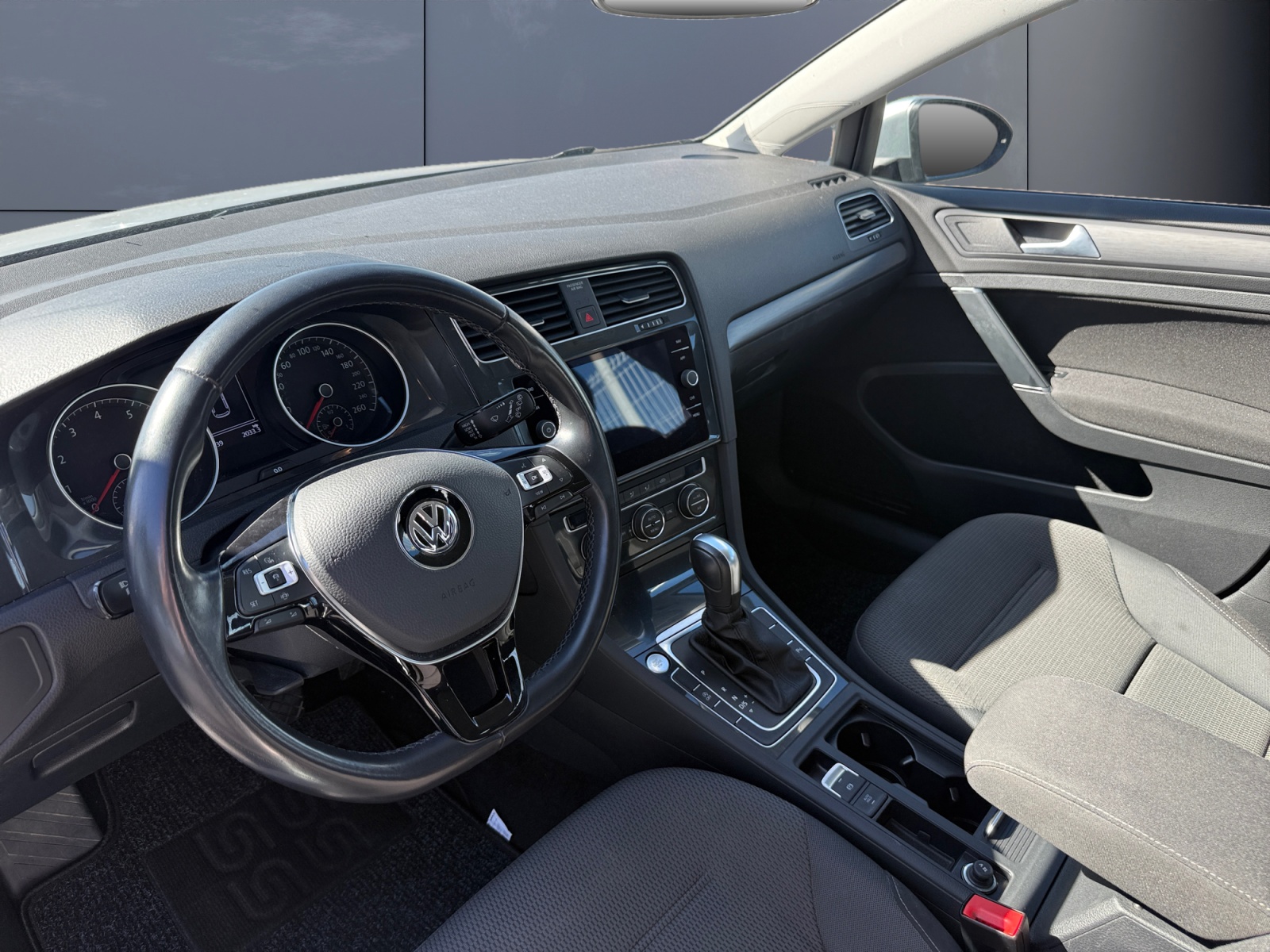 Volkswagen Golf 8
