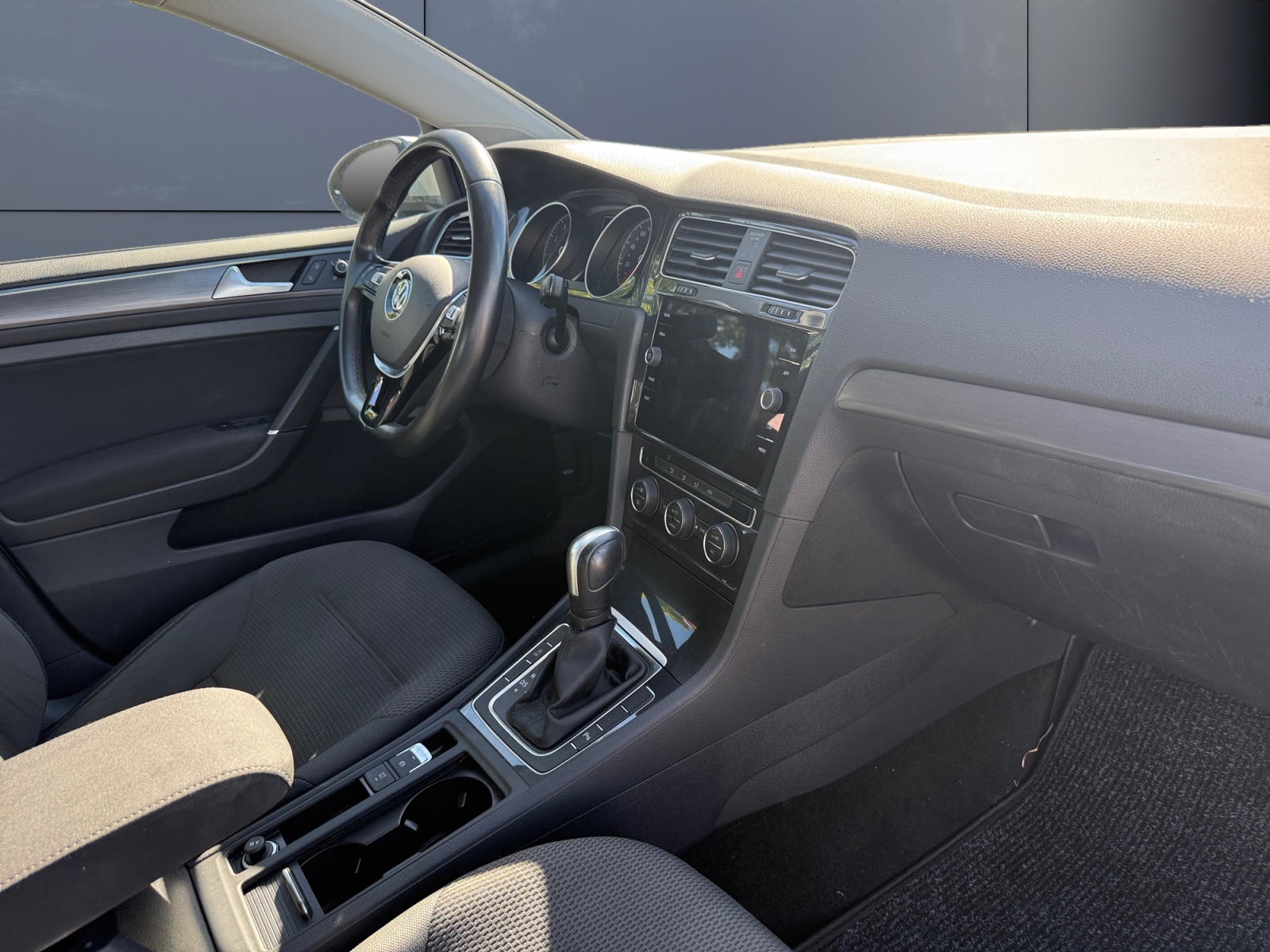 Volkswagen Golf 12