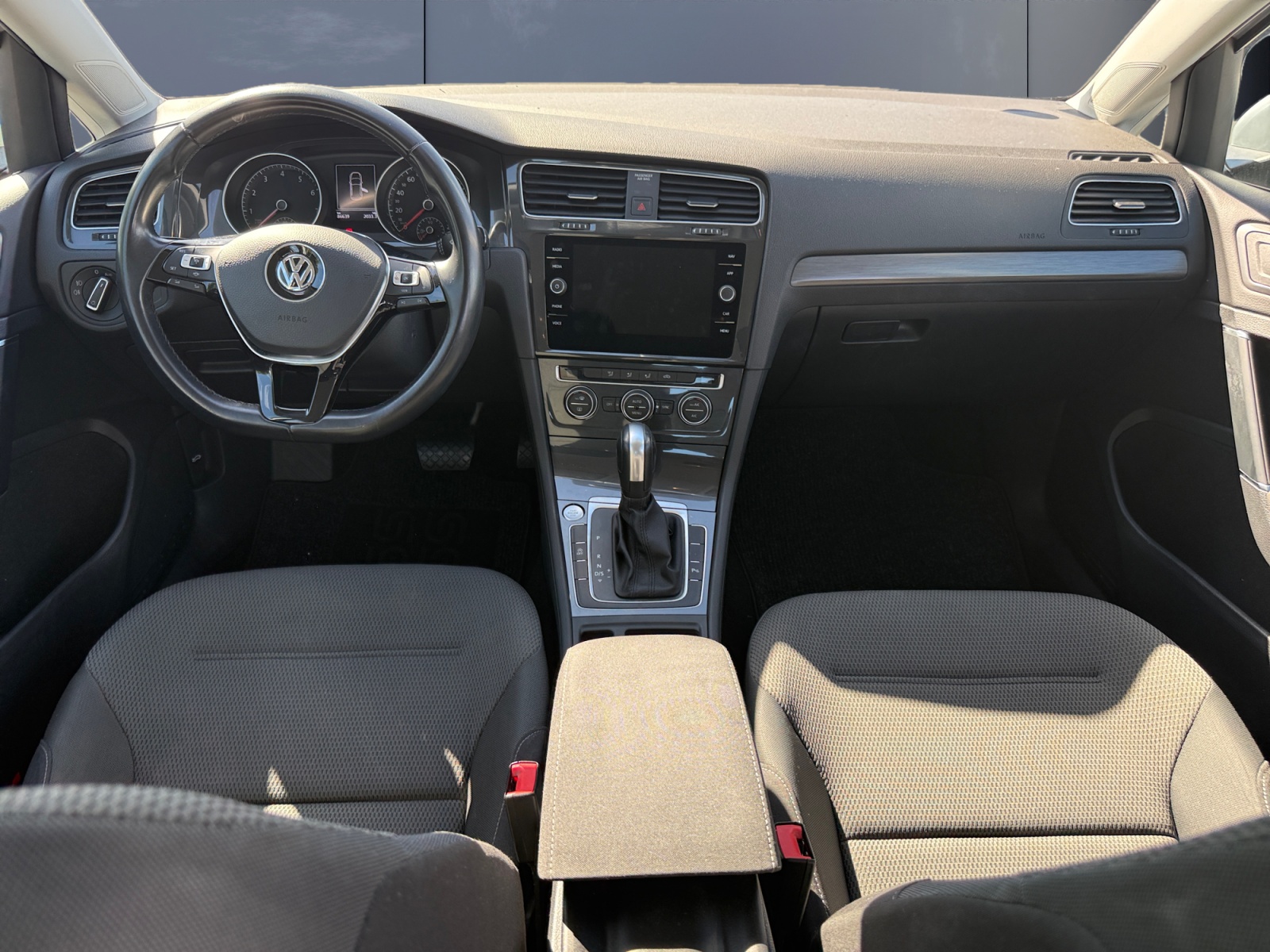 Volkswagen Golf 14
