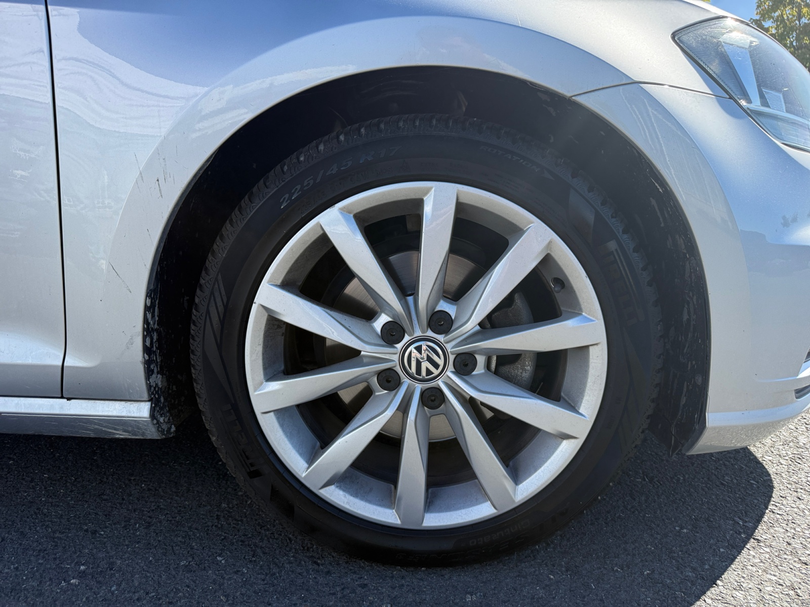 Volkswagen Golf 35