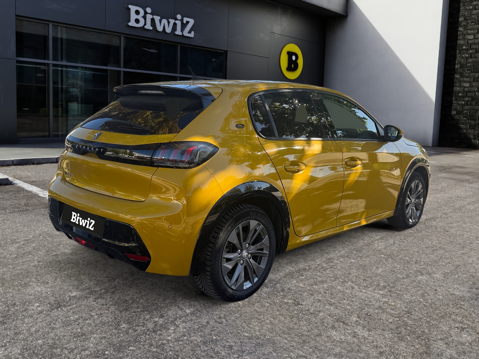 Peugeot E-208 4
