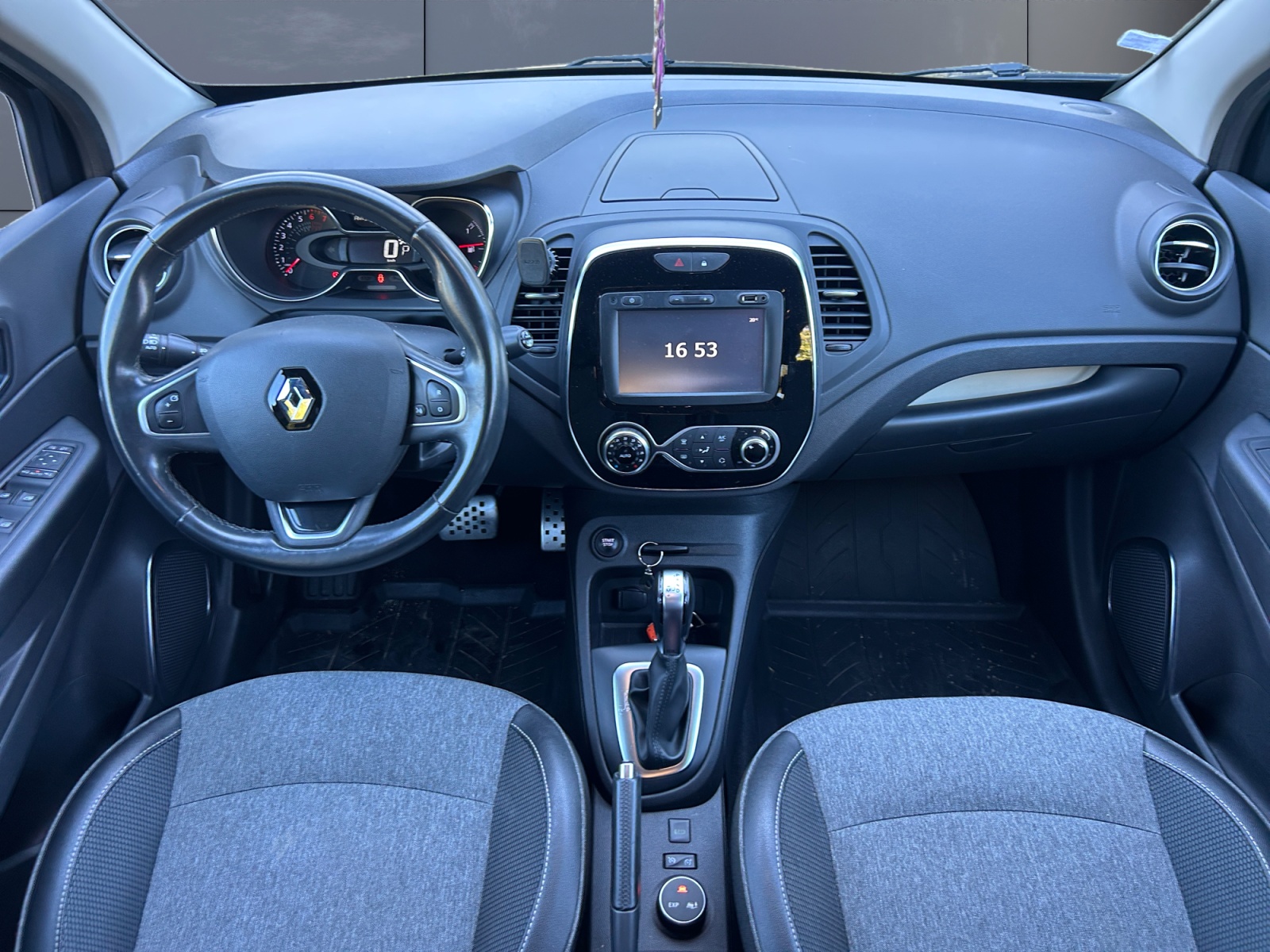 Renault Captur 14