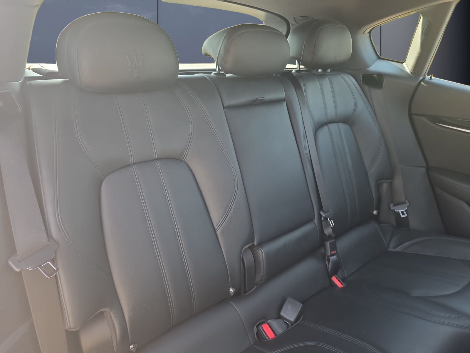 Maserati Levante 11