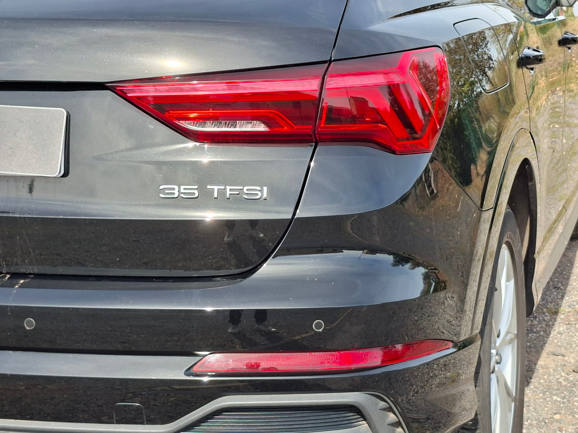 Audi Q3 49