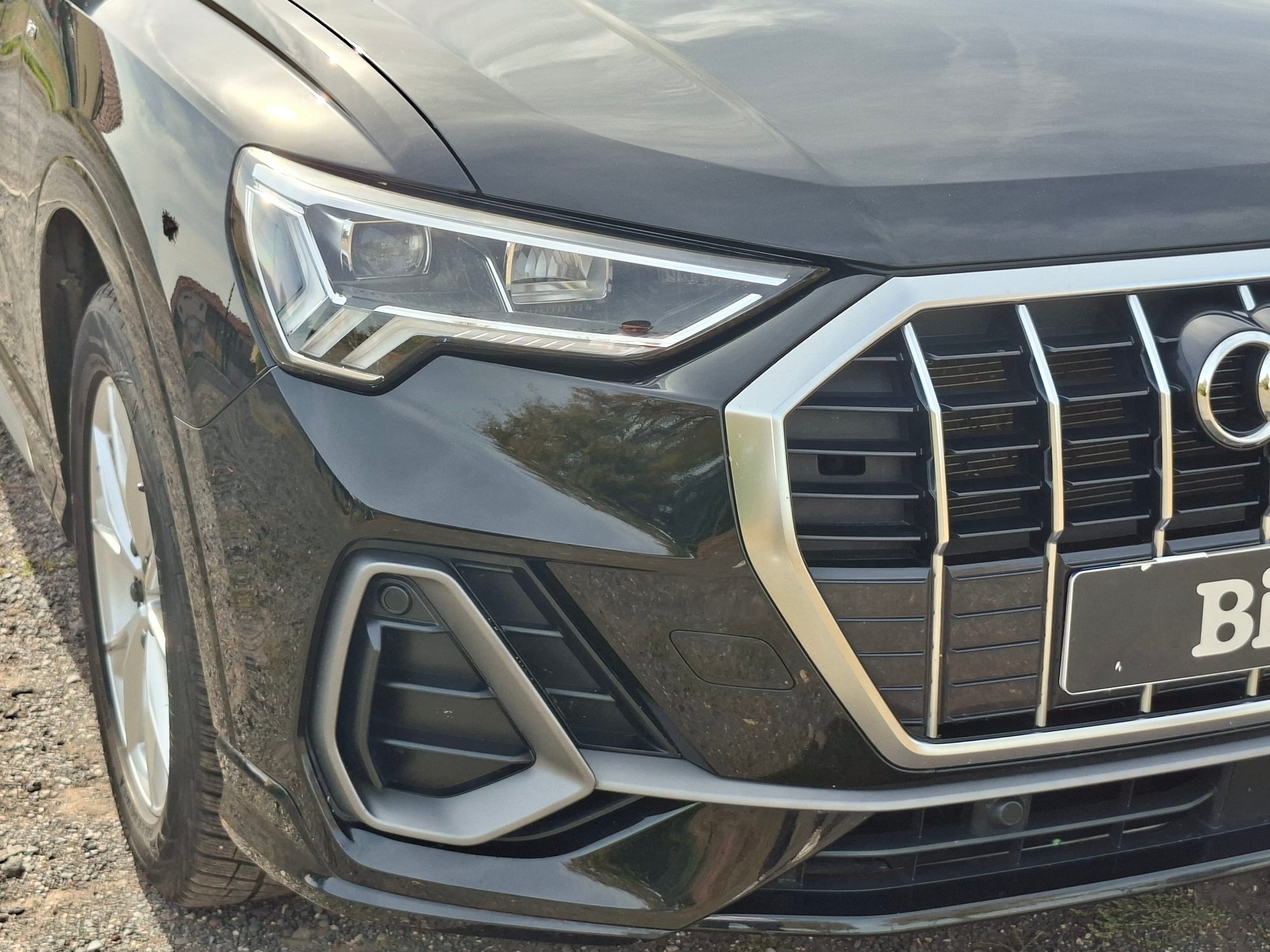 Audi Q3 50