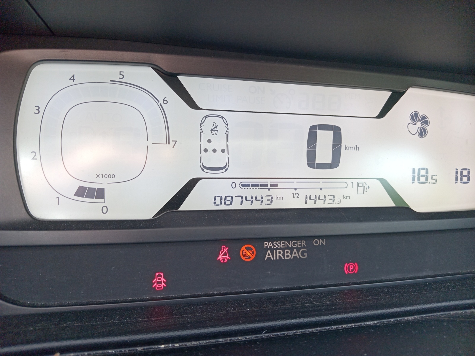 Citroen C4 Picasso 16