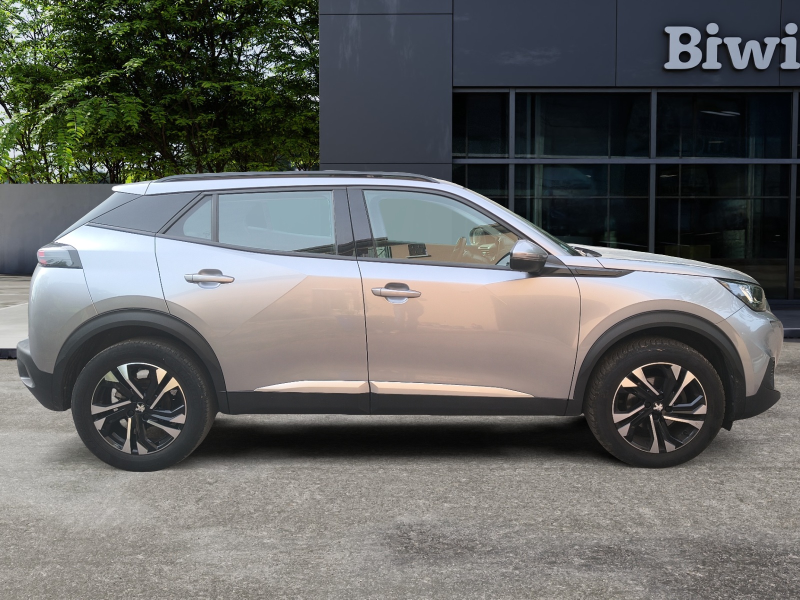 Peugeot 2008 5