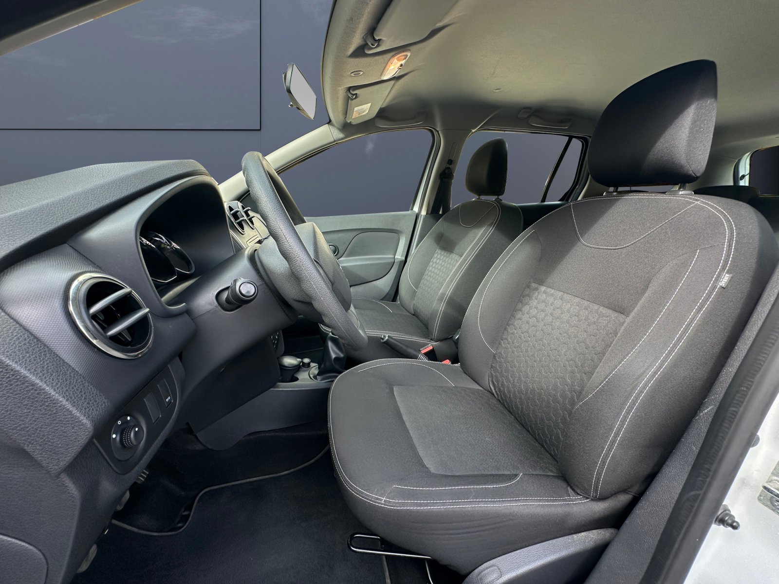 Dacia Logan 9