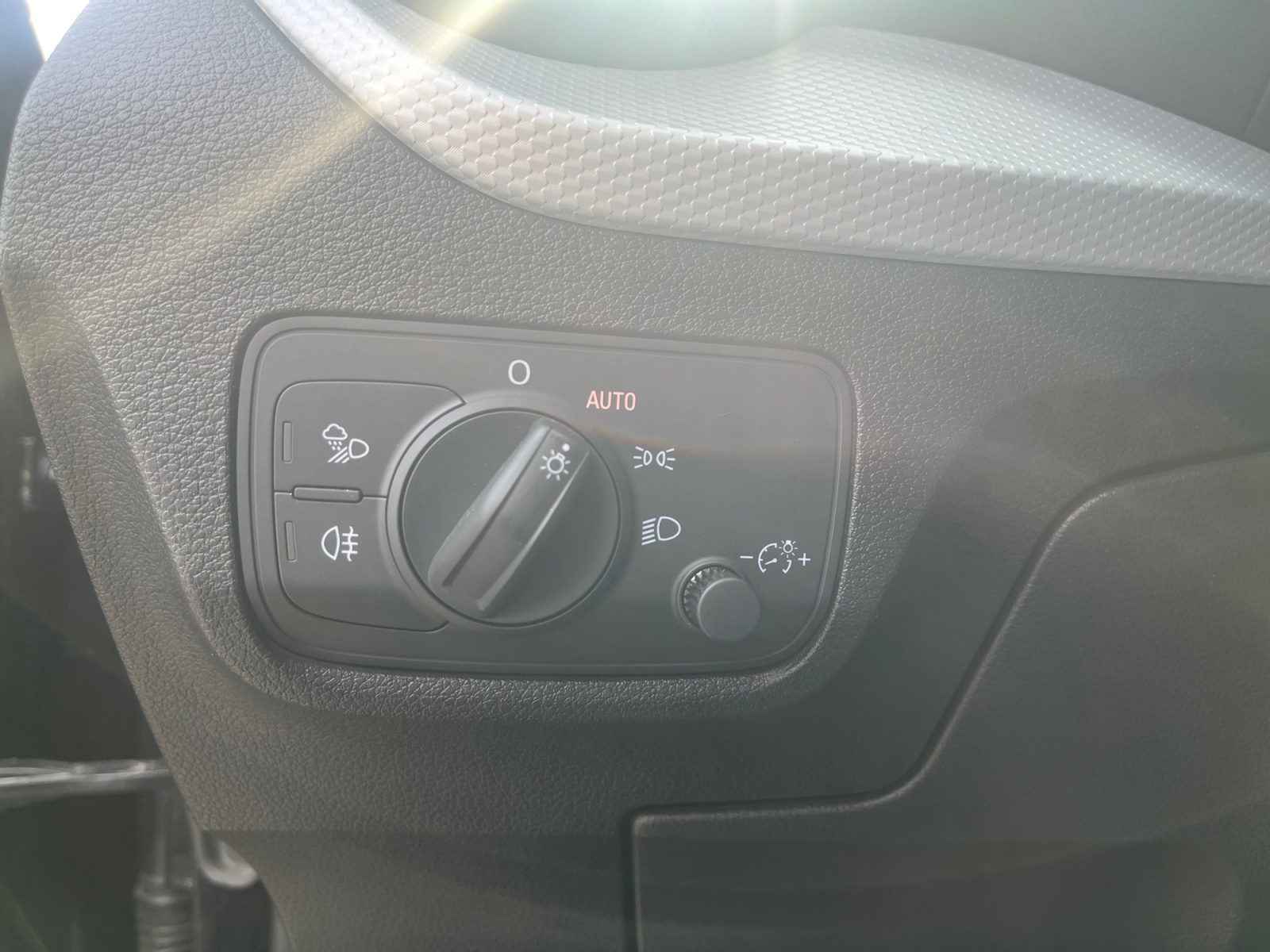 Audi Q2 17