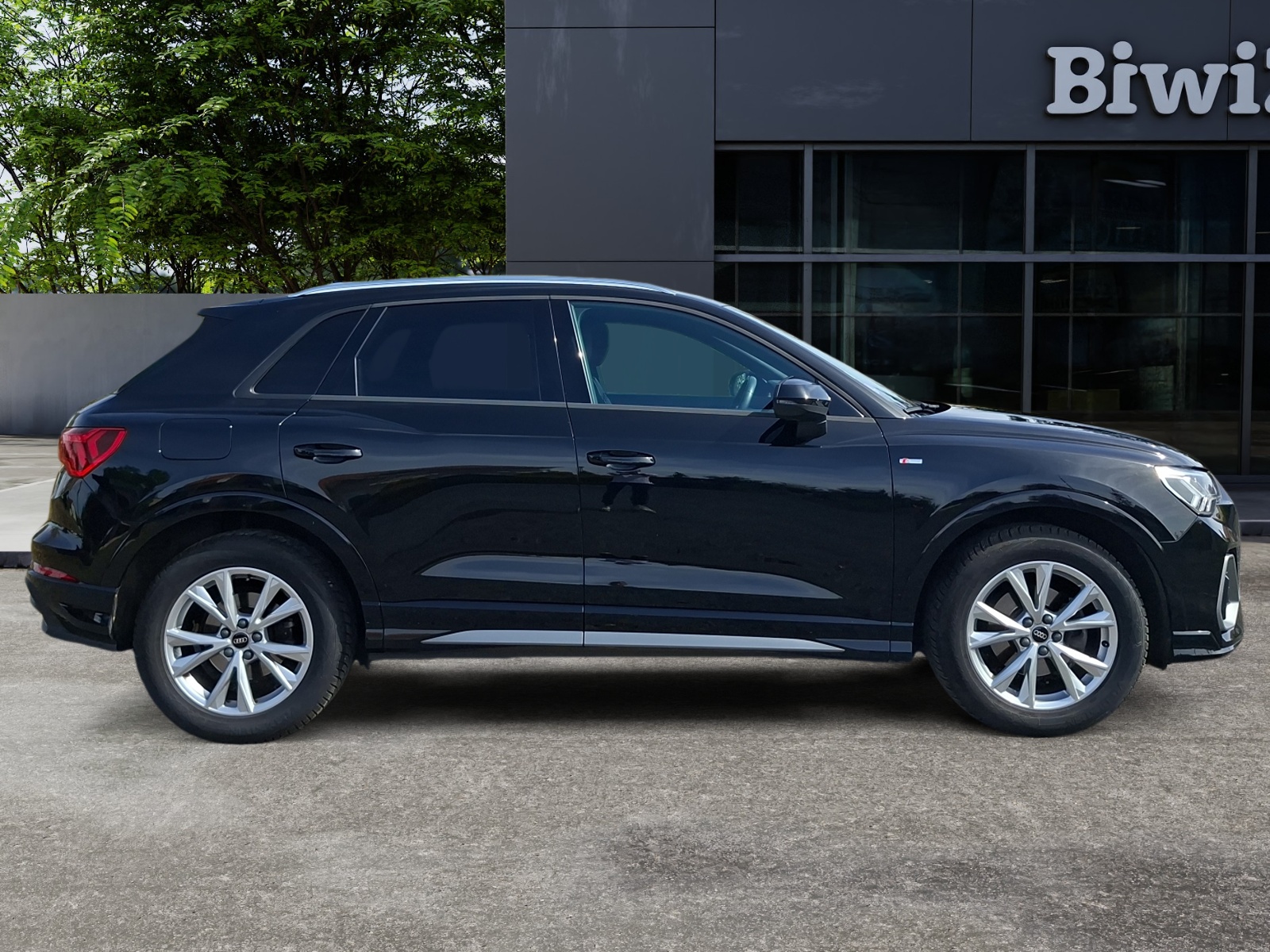 Audi Q3 5