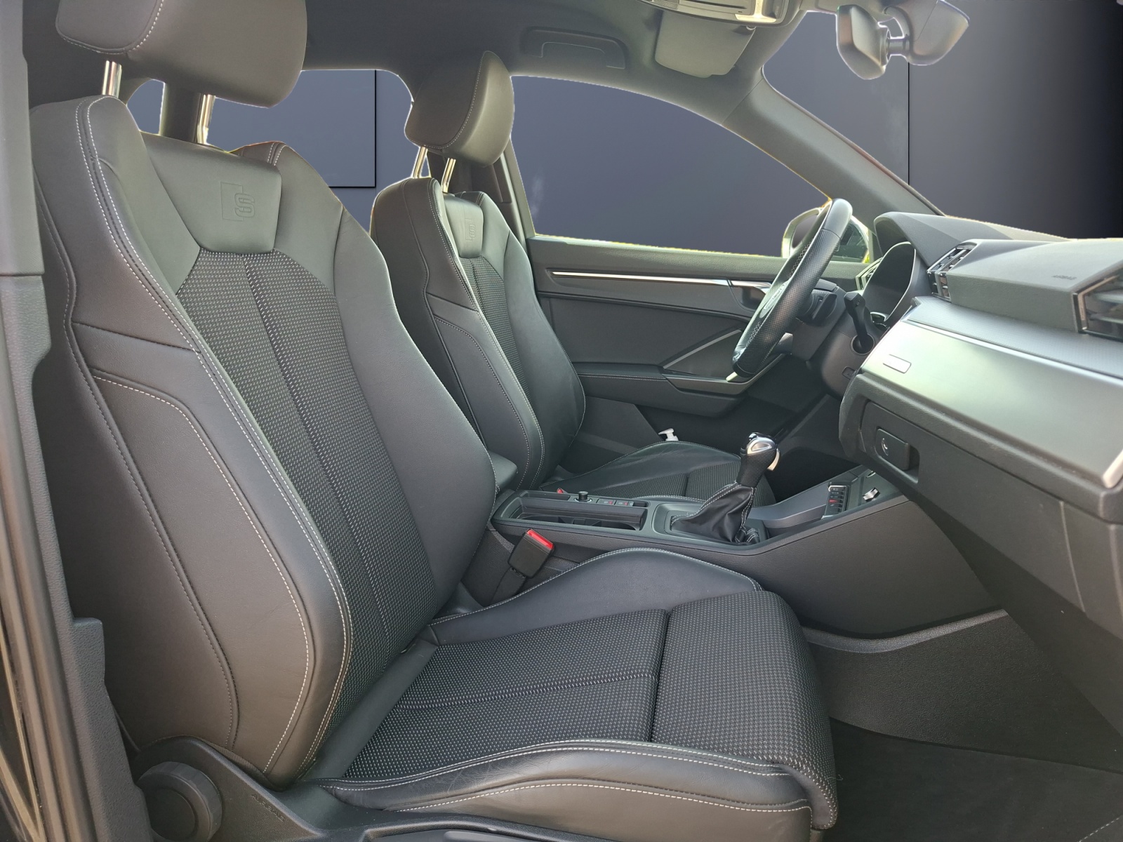 Audi Q3 13