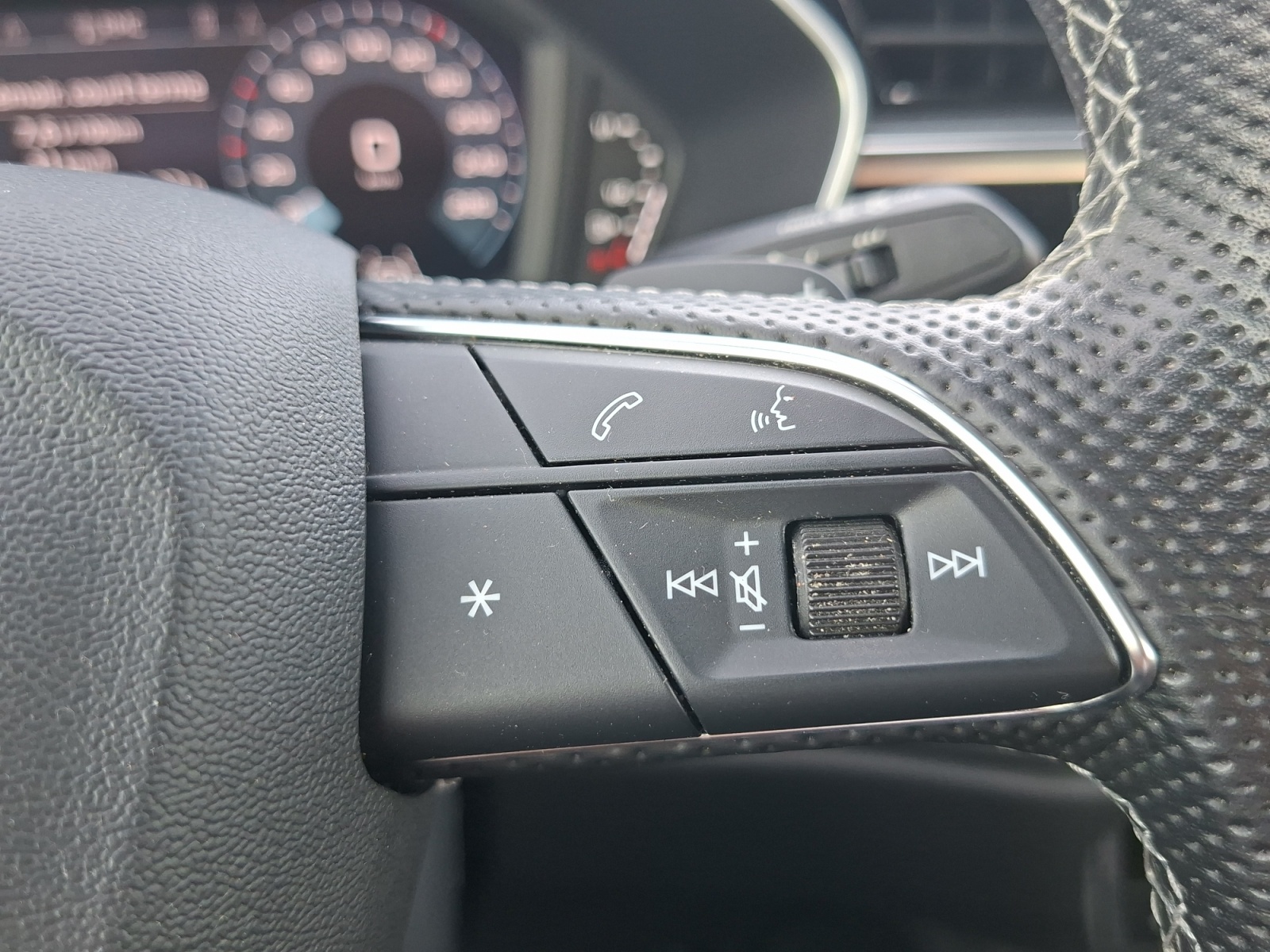 Audi Q3 23