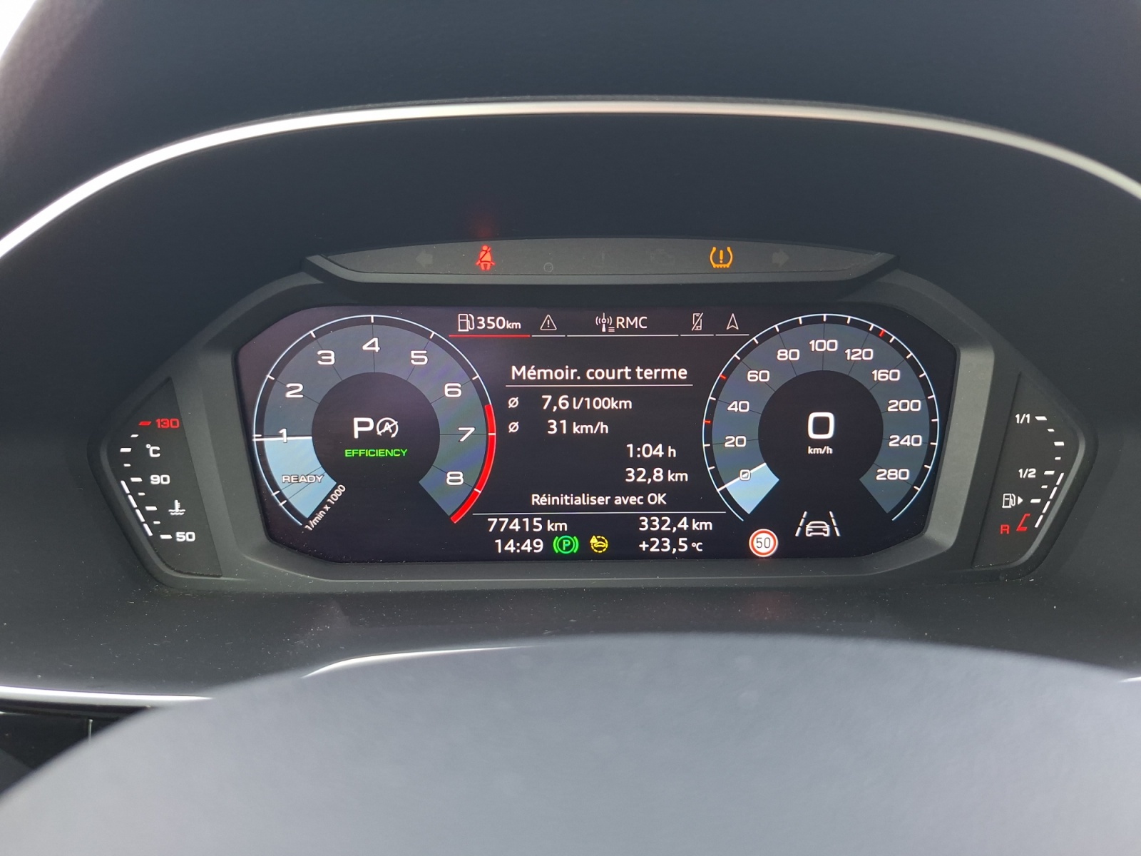 Audi Q3 32