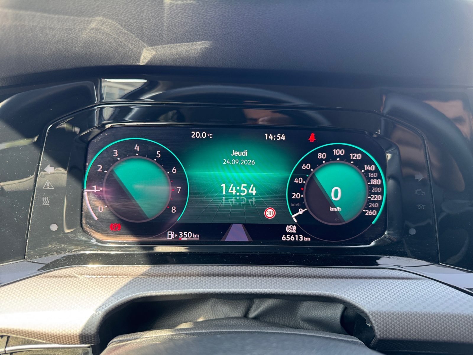 Volkswagen Golf 16
