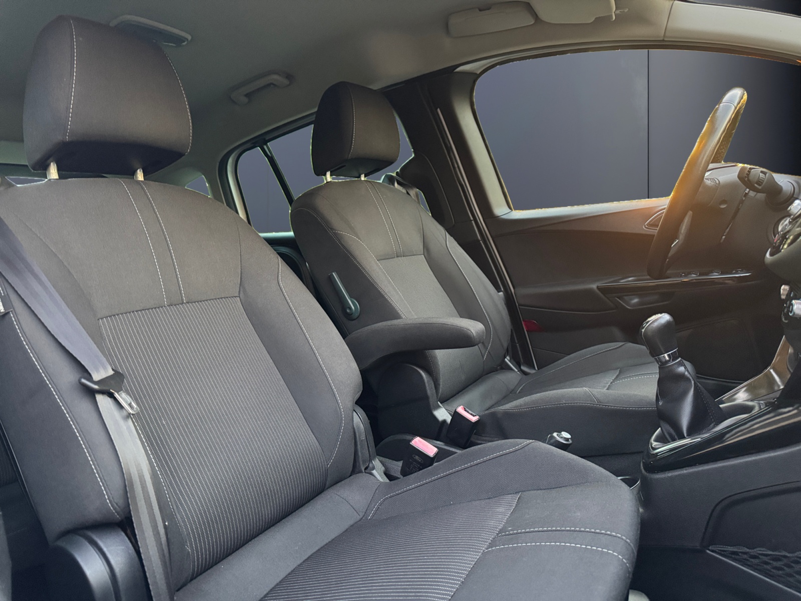 Ford B-Max 13