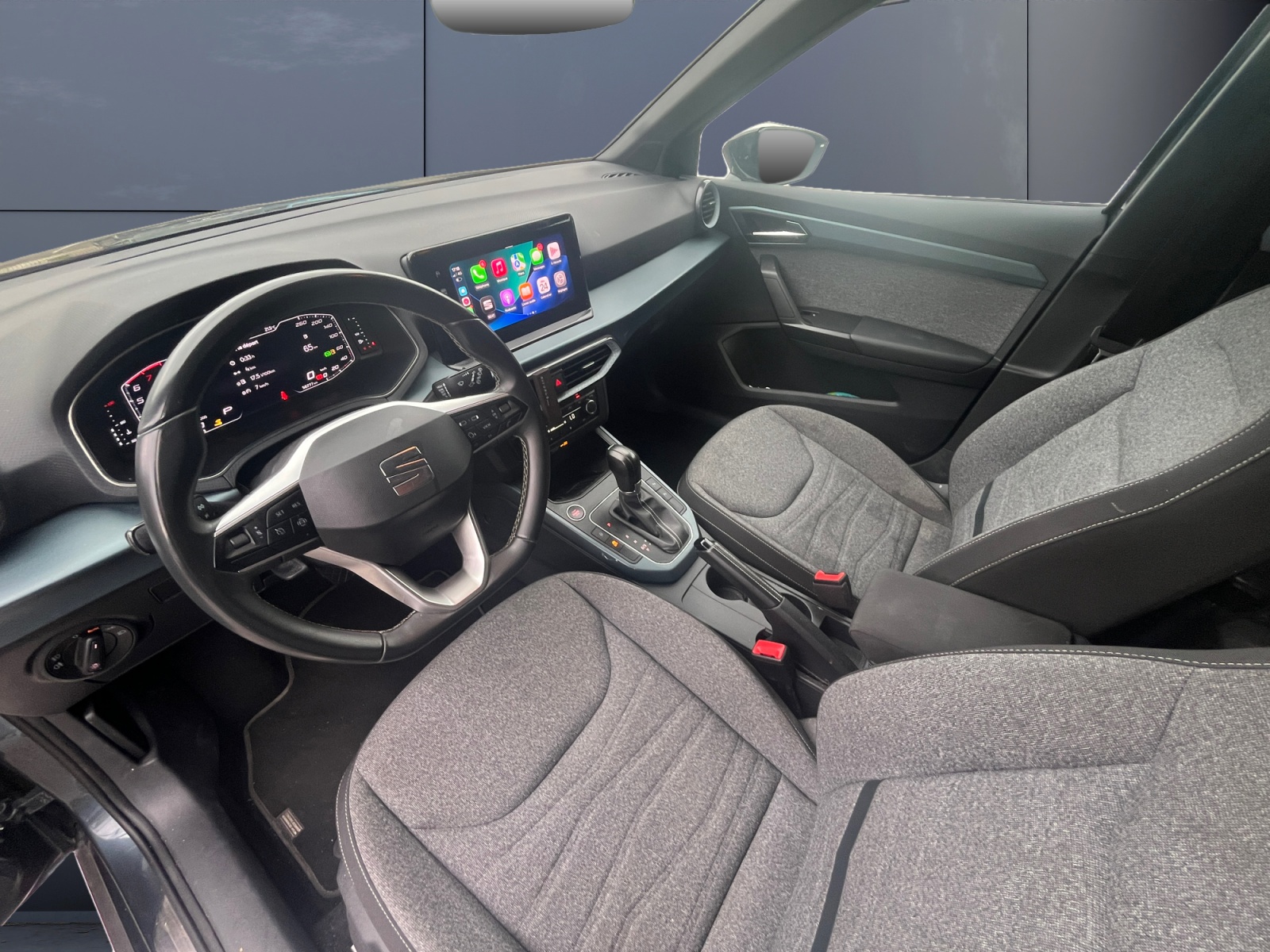 Seat Arona 8