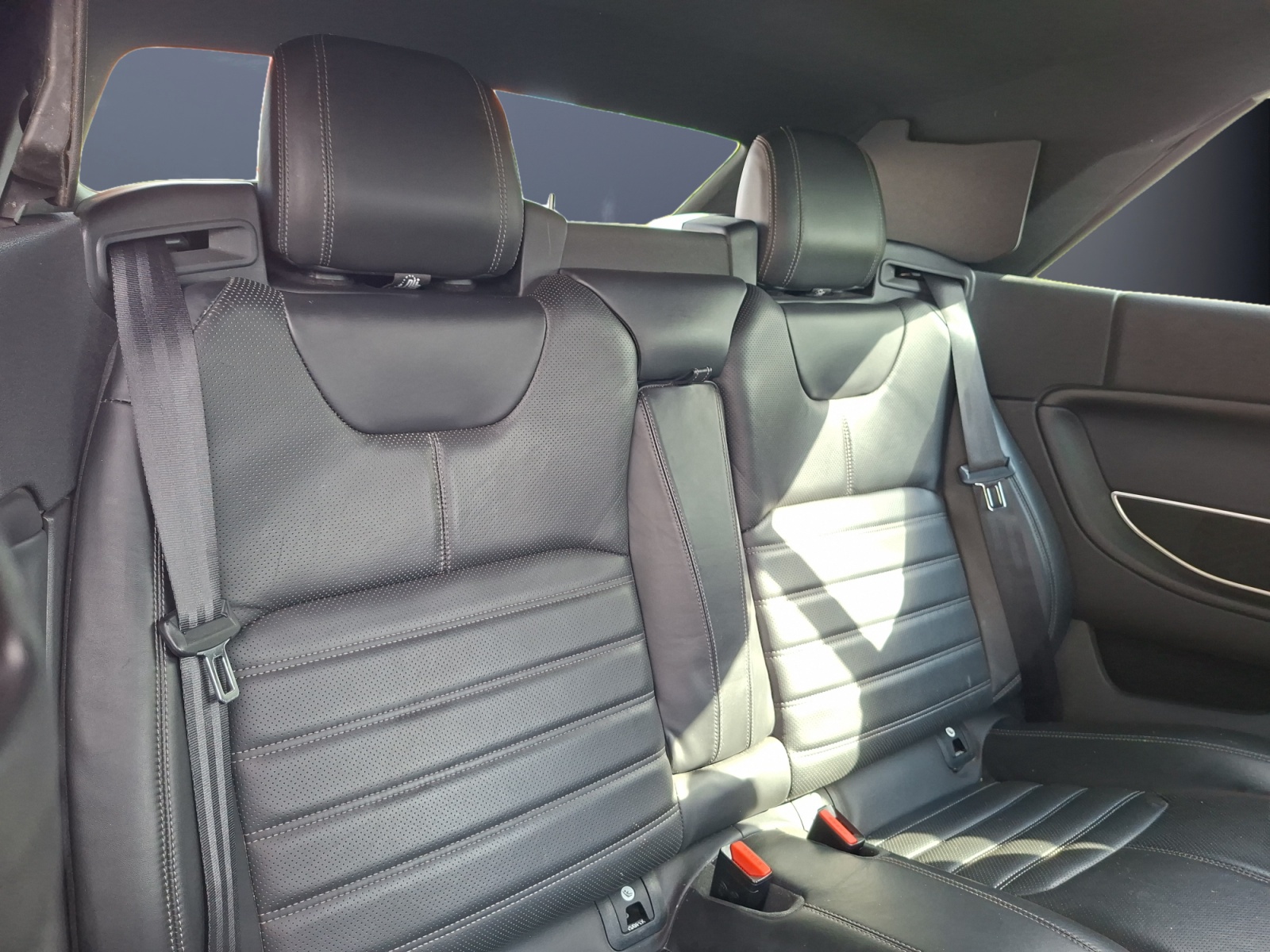 Land Rover Range Rover Evoque 11